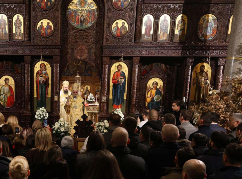 U svim hramovima Srpske liturgijama dočekan dan Hristovog rođenja