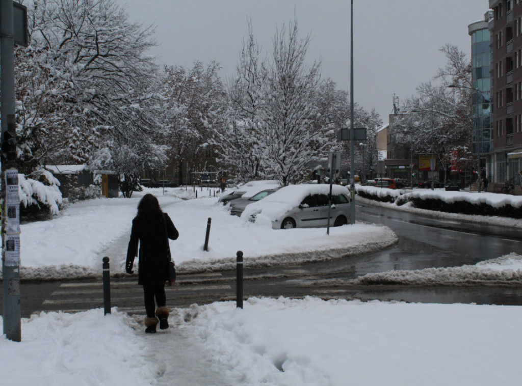 Čačak: Zimske službe od sinoć na terenu, tokom noći nove padavine