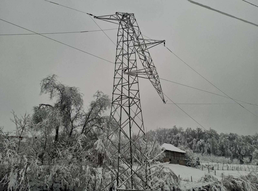 Elektrodistribucija Srbije: Nove padavine izazvale kvarove na mreži, ekipe na terenu