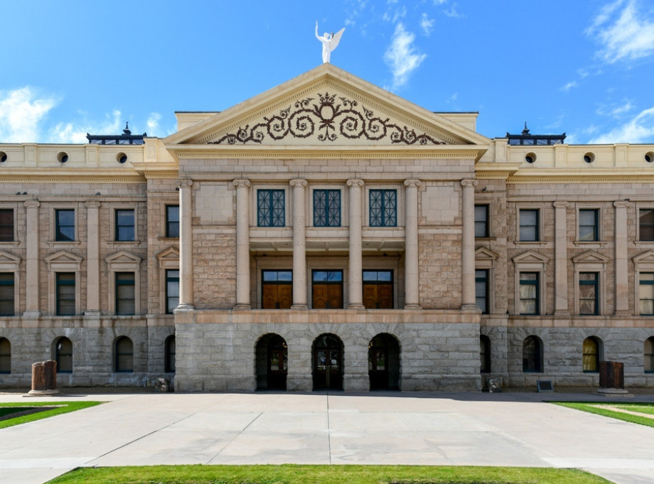 Kju Anon šaman okrenuo leđa Trampu, kandidovaće se za guvernera Arizone