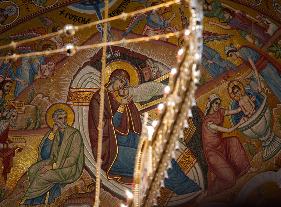 Posle služenja liturgije u Hramu Svetog Save, patrijarh ugostio srpske vaterpoliste