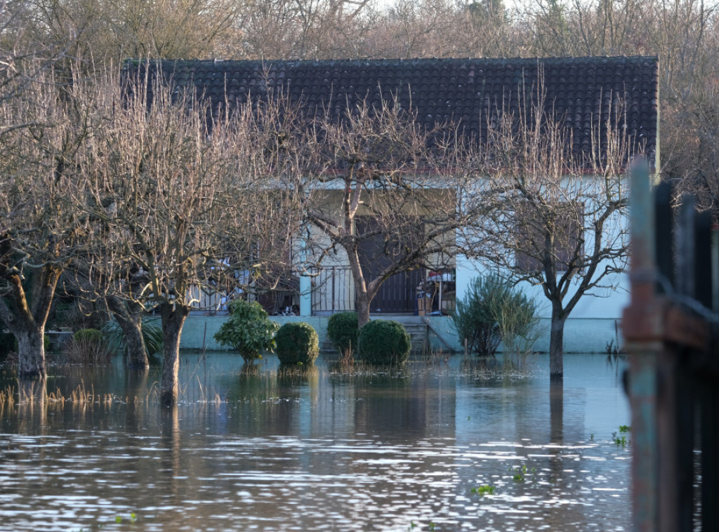 MUP: Nivo reka u Crnoj Gori stagnira, ali i dalje ima ugroženih kuća
