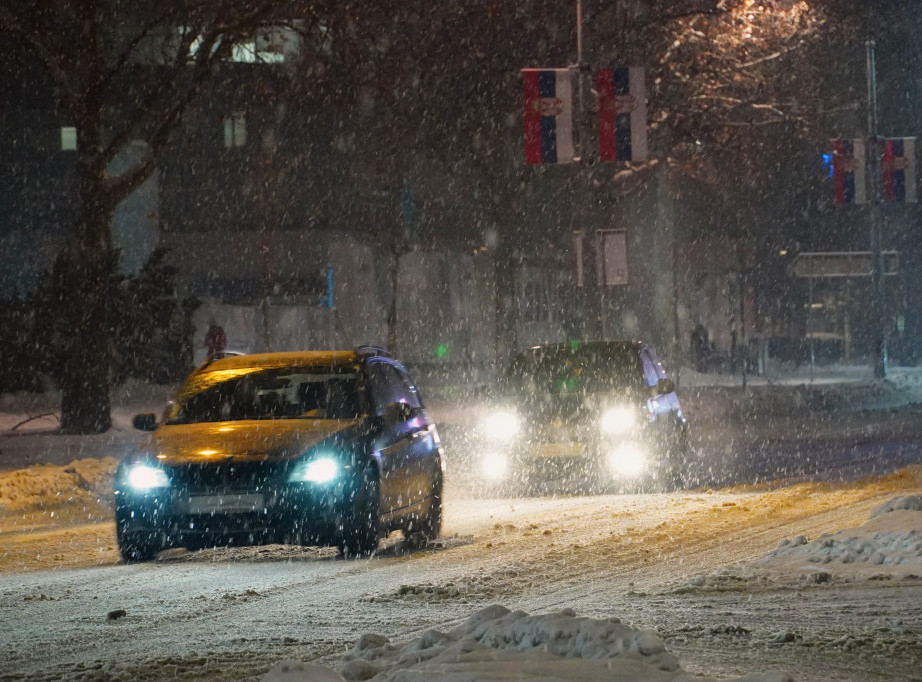 Putevi Srbije: Ne kretati na put bez zimske opreme, prilagoditi vožnju uslovima