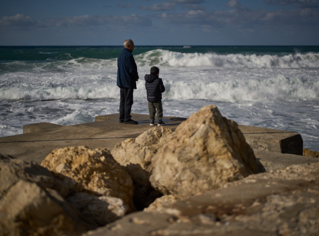 Tel Aviv upozorio građane da se ne približavaju obali: Slede ogromni talasi, jak vetar