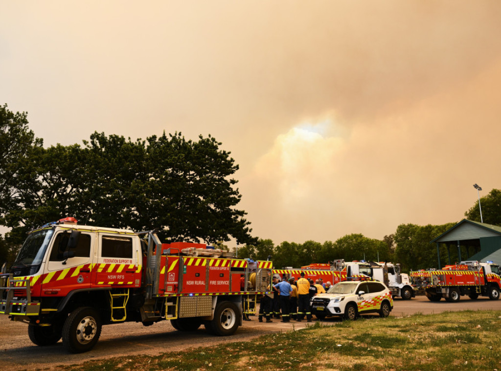Tri osobe nestale u šumskim požarima na jugoistoku Australije
