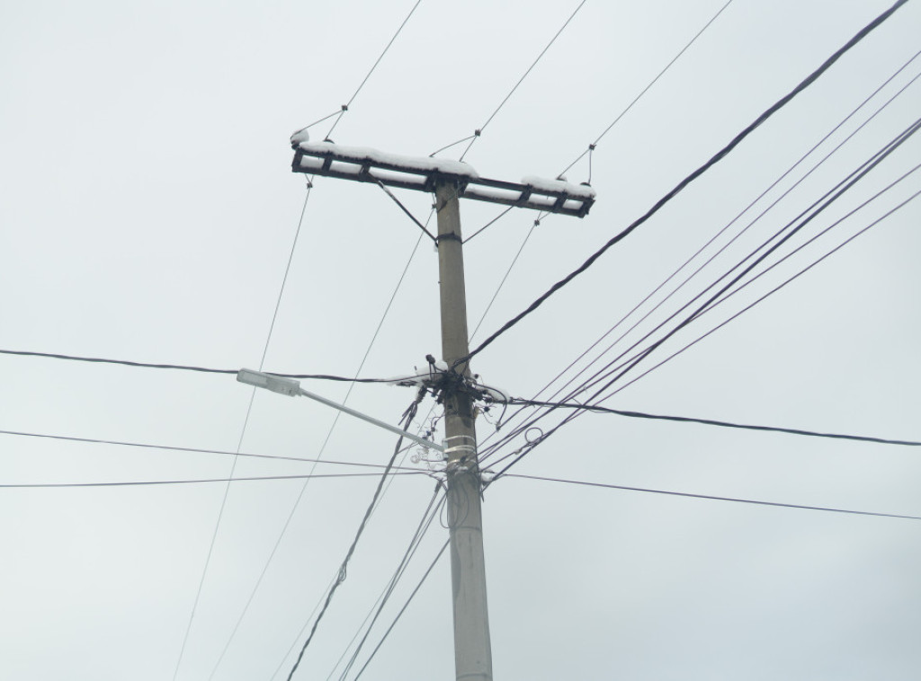 U mioničkim selima normalizovano snabdevanje strujom, glavni putevi očišćeni