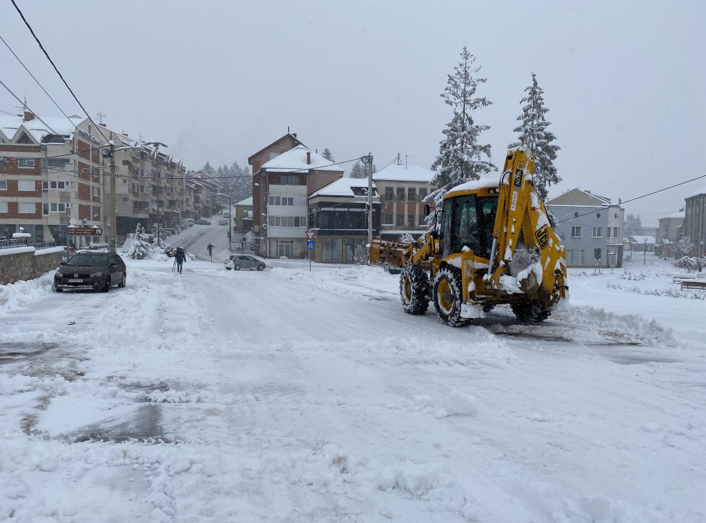Vanredna situacija u Sjenici zbog problema izazvanih snegom