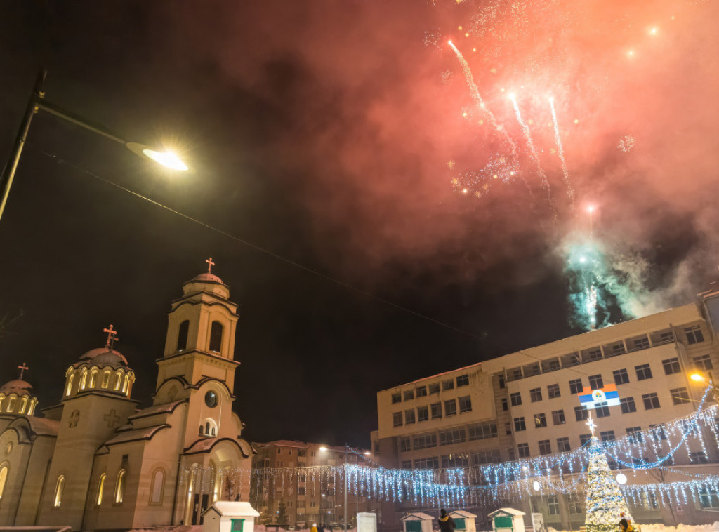 U Istočnom Sarajevu spektakularan vatromet povodom Dana Republike Srpske