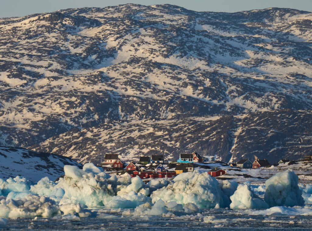 Lideri pet partija Grenlanda: Grenland pripada Grenlanđanima, ne SAD ni Danskoj