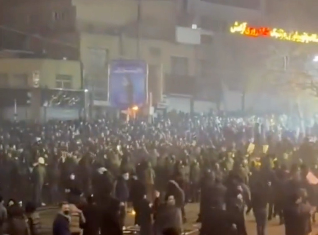 Protesti u Iranu: Najmanje 65 ljudi poginulo tokom antirežimskih protesta