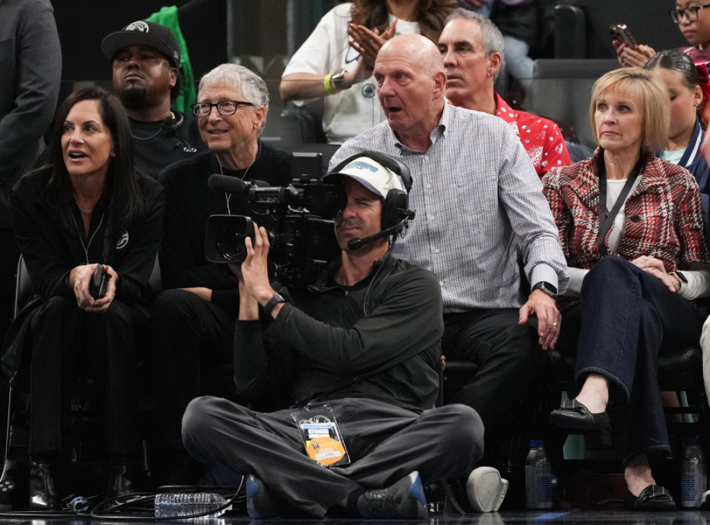 Bil Gejts uplatio skoro osam milijardi dolara privatnoj fondaciji svoje bivše supruge