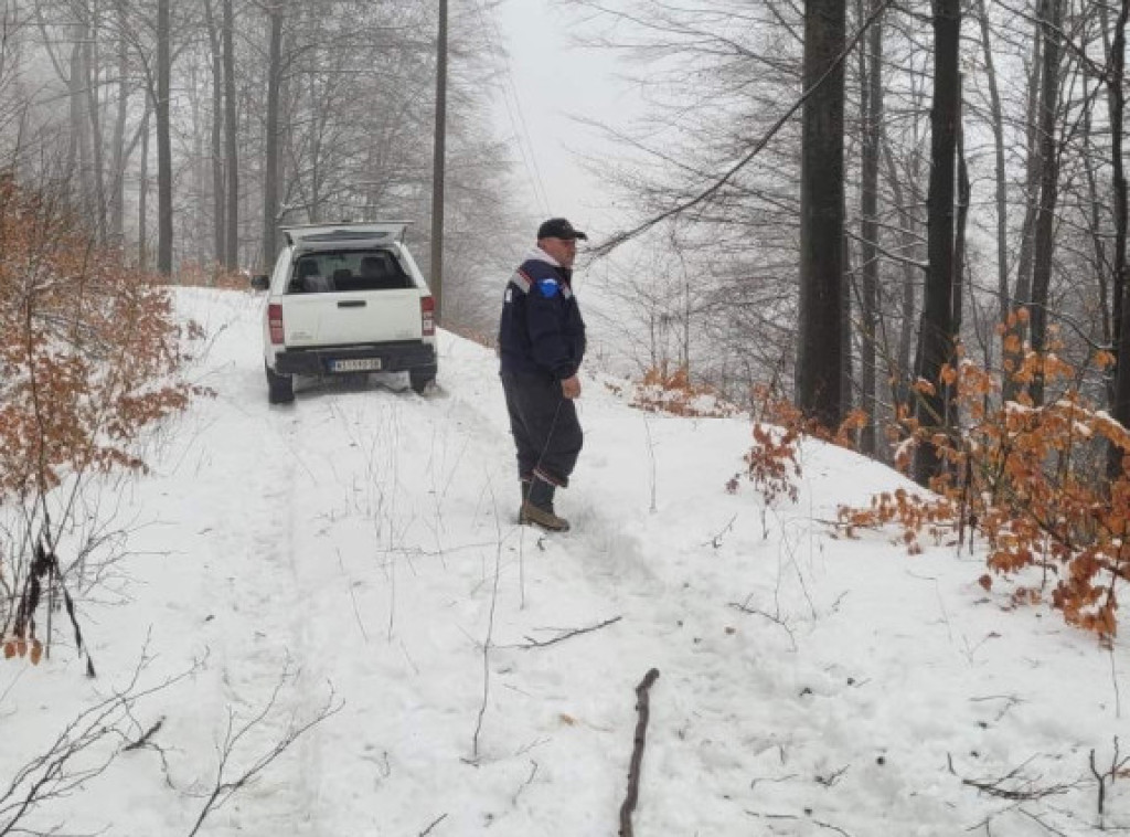 U Valjevu danas 2.150 potrošača bez struje, u Ivanjici oko 1.000, ekipe na terenu