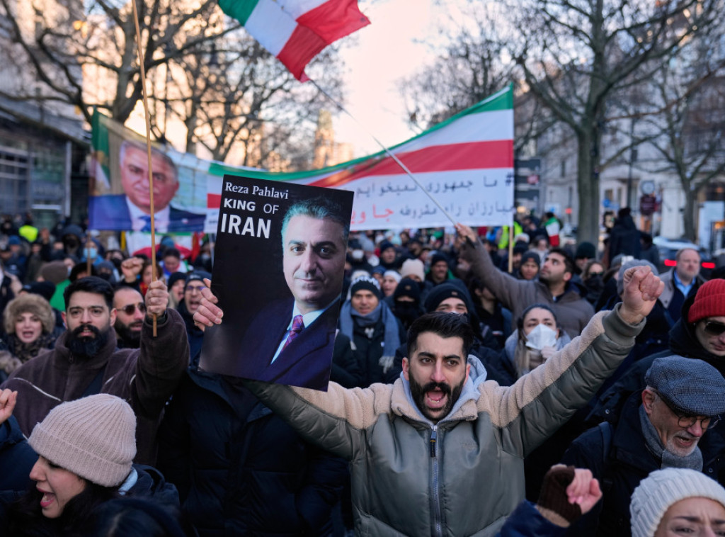 U Berlinu održan skup podrške demonstrantima u Iranu