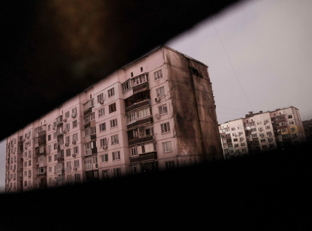 Više od 1.000 stambenih zgrada u Kijevu i dalje bez grejanja nakon ruskog napada