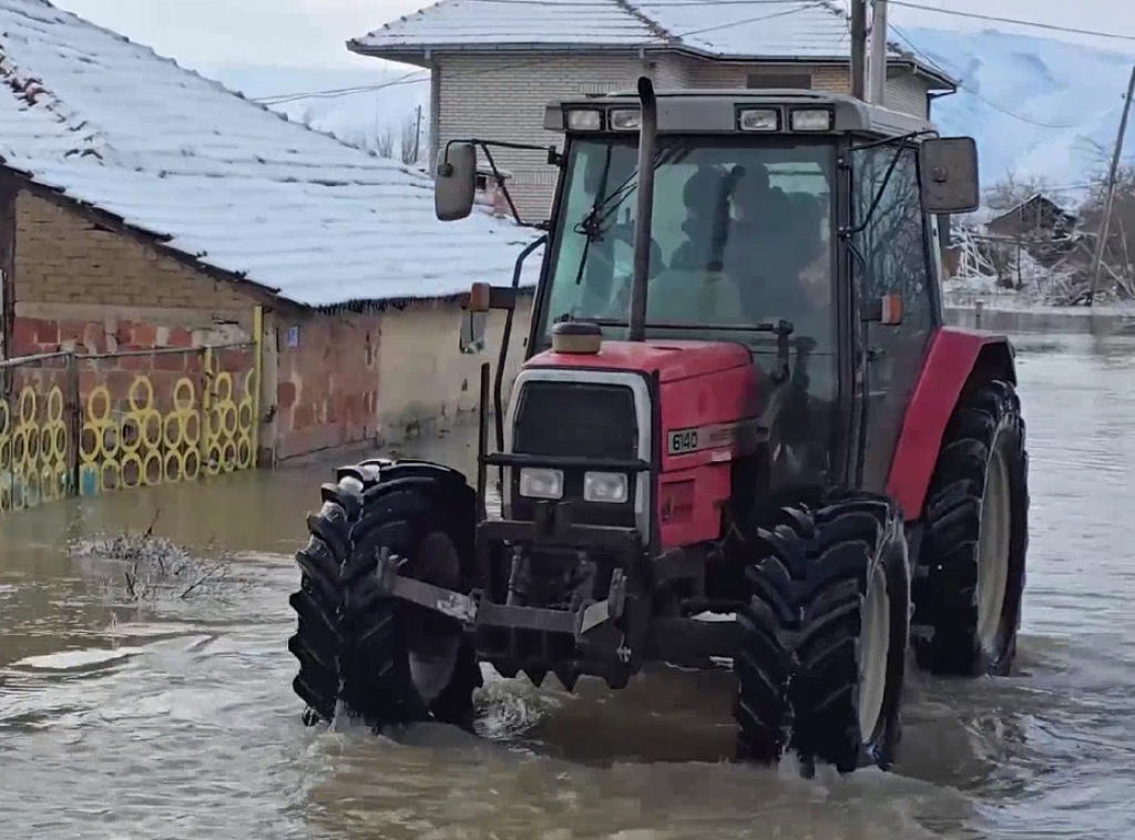 Sitnica poplavila brojna domaćinstva na području opštine Gračanica na Kosovu i Metohiji