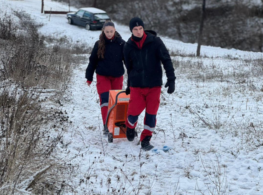 Crveni krst Srbije pružio pomoć za više od 400 domaćinstava pogođenih padavinama