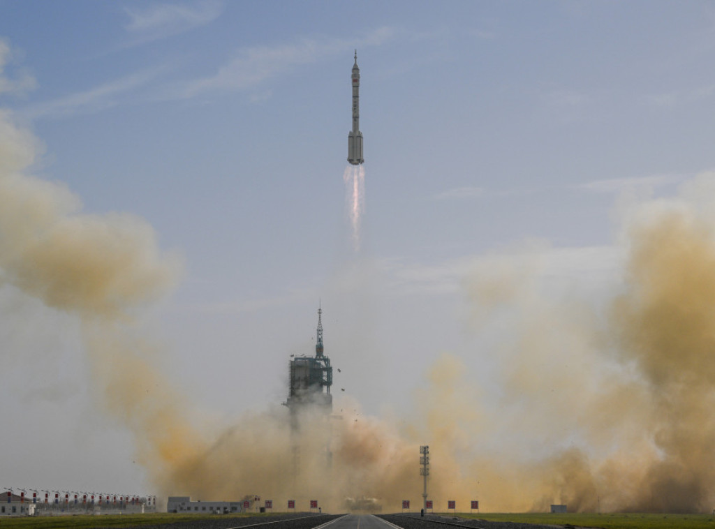 Indijska raketa skrenula s putanje posle lansiranja