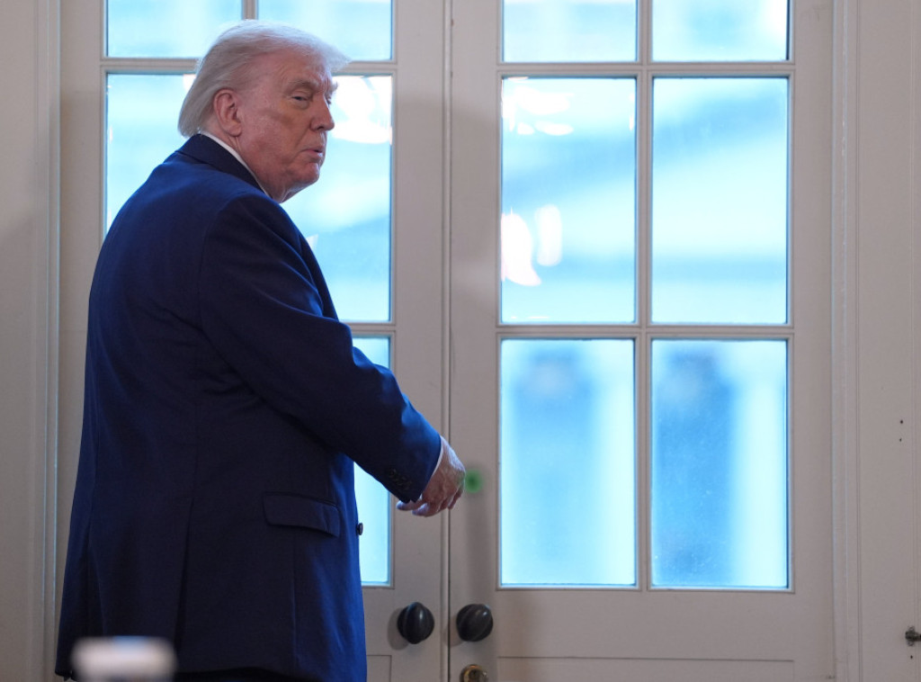 Izvori: Tramp upoznat sa vojnim, sajber i psihološkim opcijama prema Iranu