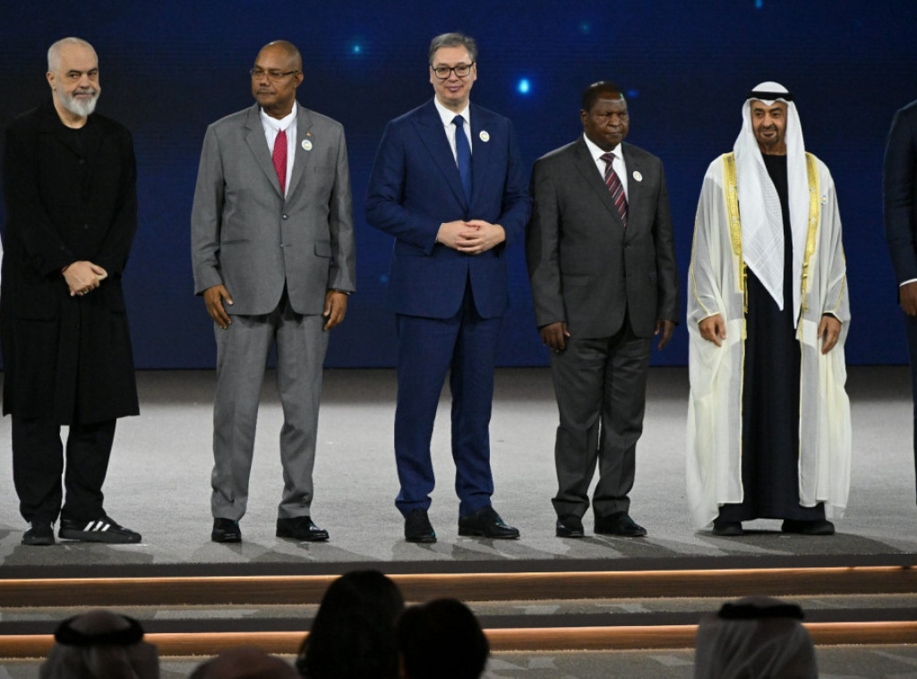 Predsednik Vučić: Srbija mora više da se okrene upotrebi veštačke inteligencije i da obezbedi dovoljno energije