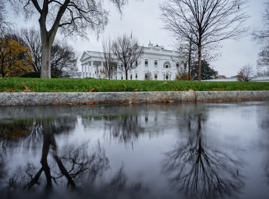 Bela kuća objavila Trampa uz mapu Grenlanda i pozvala javnost da prati situaciju