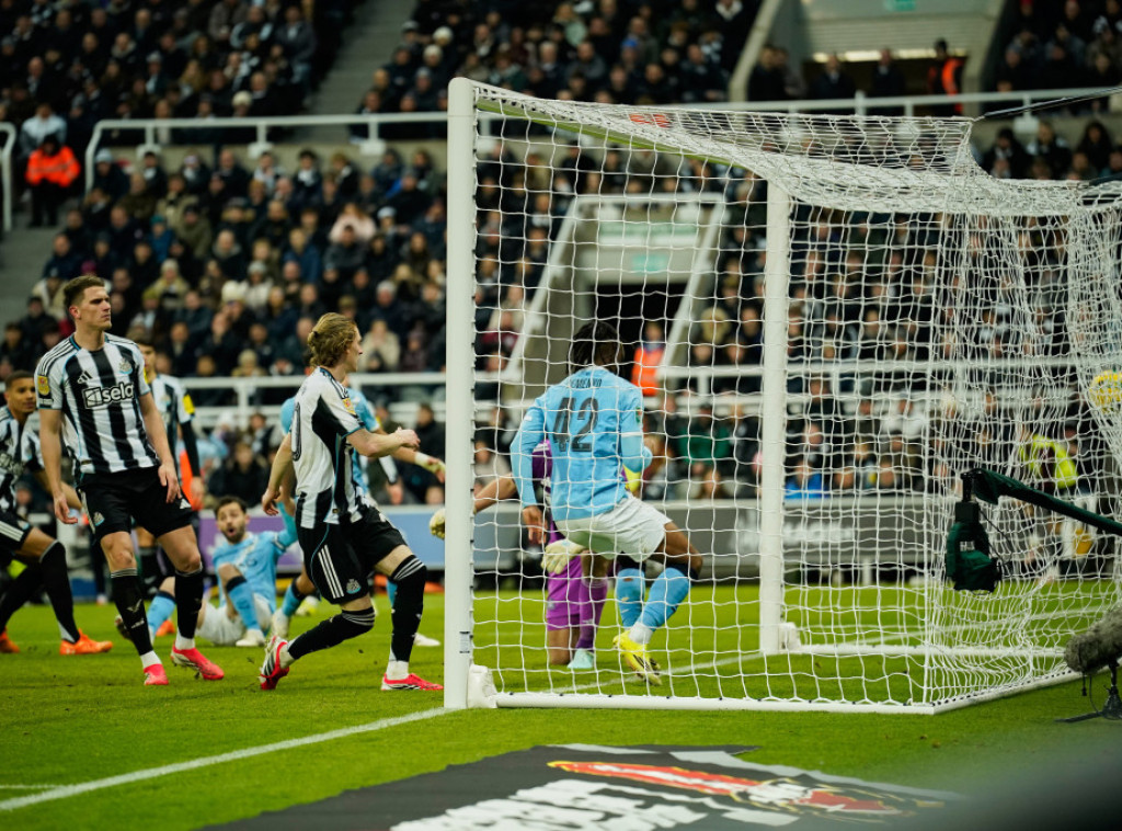 Fudbaleri Mančester sitija pobedili Njukasl u prvom meču polufinala Liga kupa