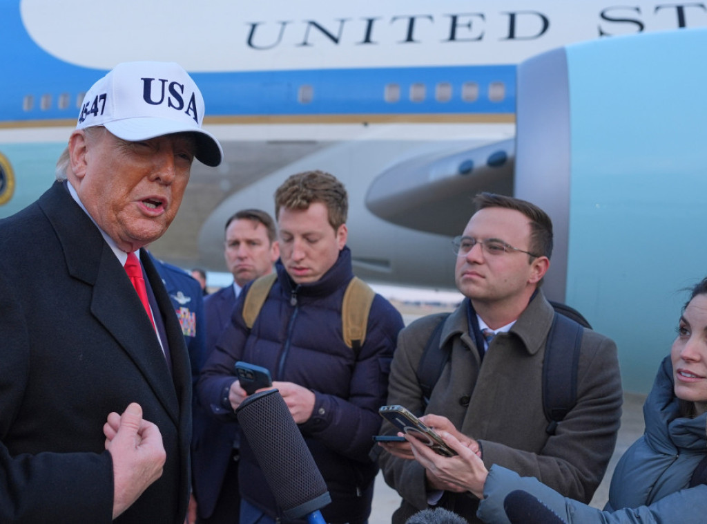 Tramp: Ako Iran obesi demonstrante, preuzećemo snažne mere