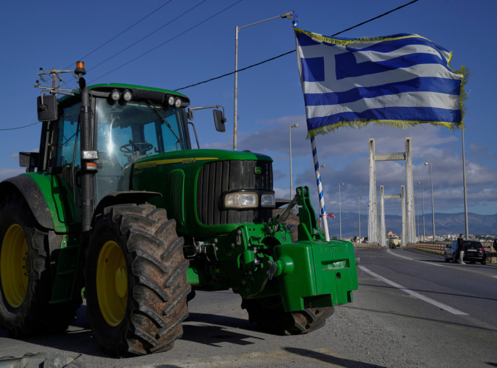Novi razgovori grčke vlade i poljoprivrednika, deo blokada najavljuje eskalaciju