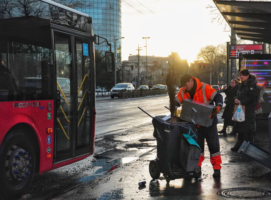 GSP: Javni saobraćaj od jutros se obavlja po redovnom režimu, 1.478 vozila na ulicama