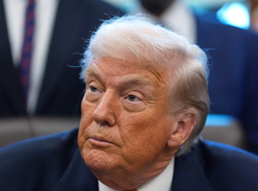 Tramp: Pahlavi deluje fino, ali nisam siguran da li bi Iran prihvatio njegovo vođstvo