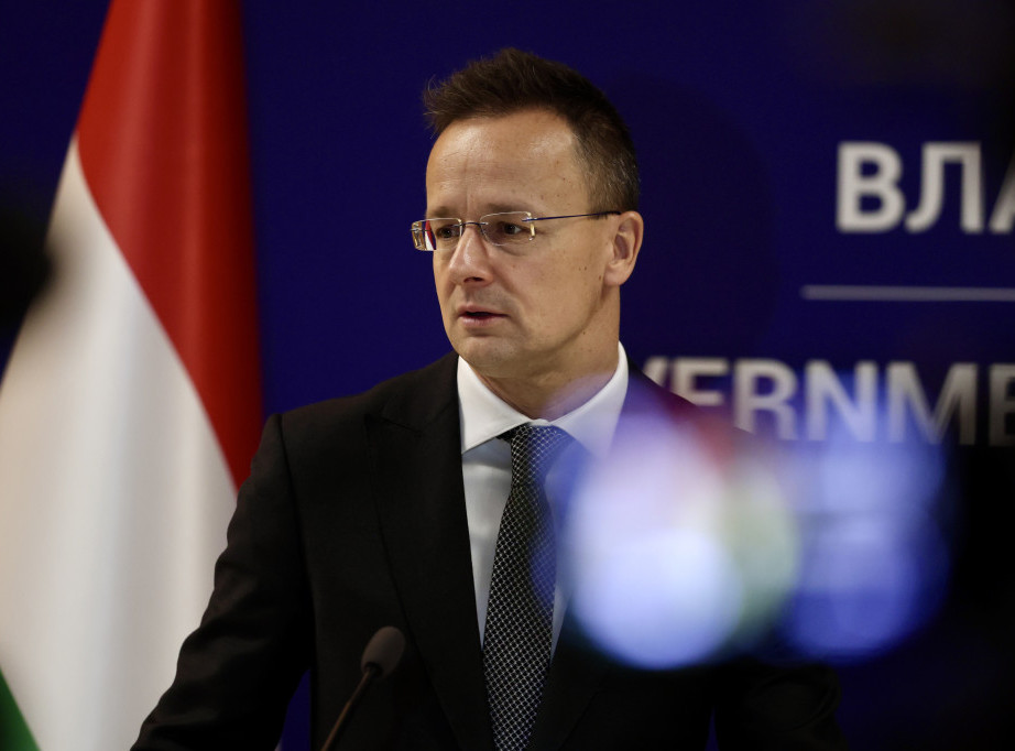 Szijjarto: MOL wants majority stake in NIS