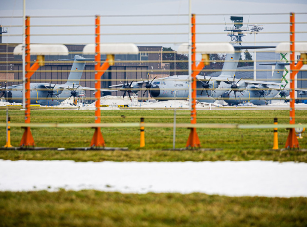 Finska i Holandija će se pridružiti saveznicima iz NATO-a u slanju oficira na Grenland