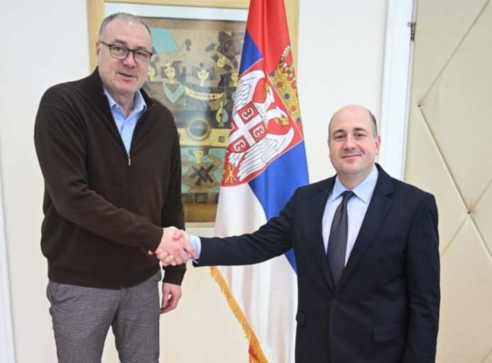 Kozarev razgovarao sa Tanaskovićem o značaju bavljenja sportom za pravilan razvoj učenika u Srbiji