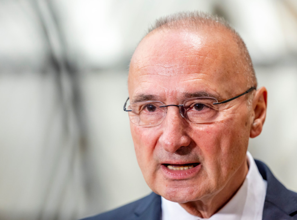 Gordan Grlić Radman: Nadam se povoljnom rešenju 51 hrvatske porodice u Crnoj Gori