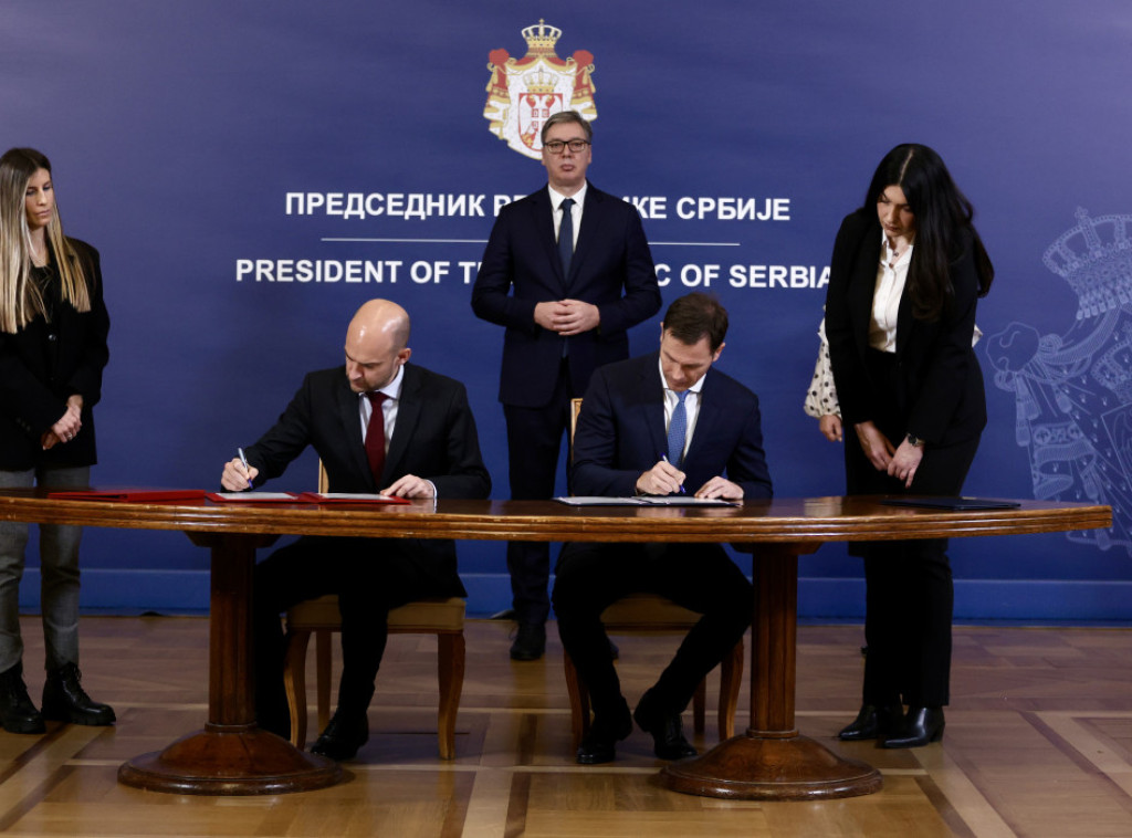 Serbia, France sign statement on Belgrade metro project, MoU on waste water collector