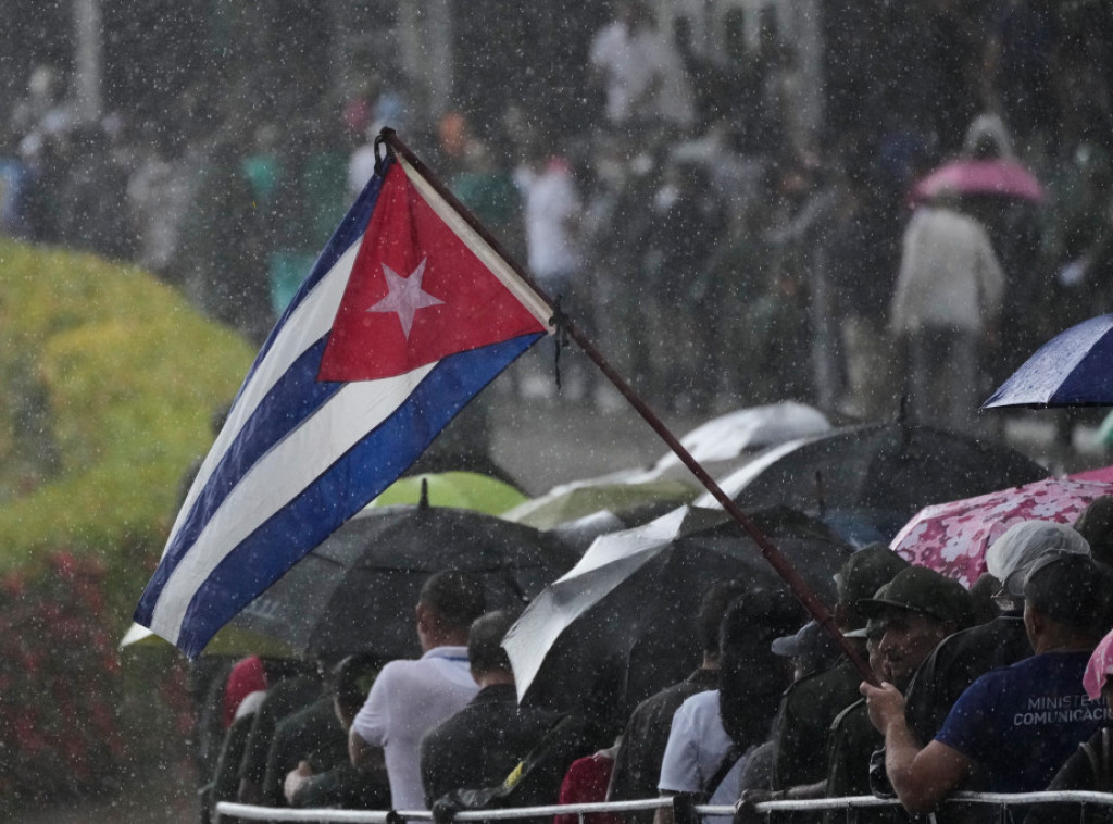 Desetine hiljada Kubanaca protestovale zbog ubistva 32 kubanska oficira u Venecueli