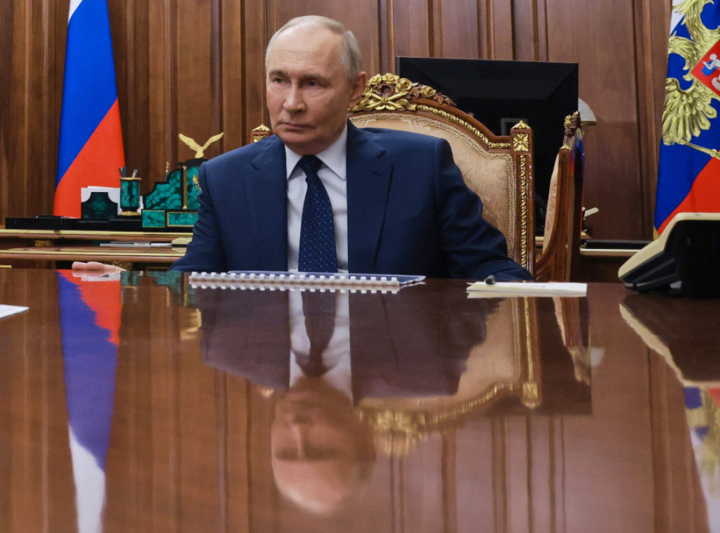 Vladimir Putin: Uvođenje bespilotnih sistema nije prolazni trend, već nužnost