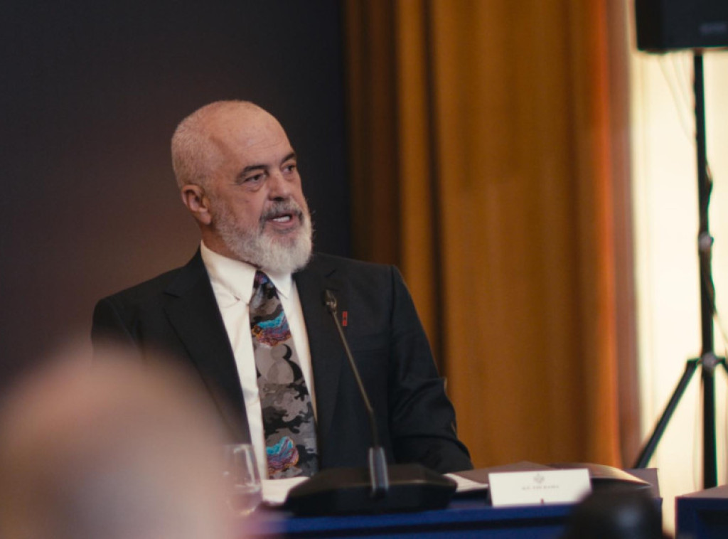 Rama kritikovao javni servis i otvorio mogućnost njegovog zatvaranja