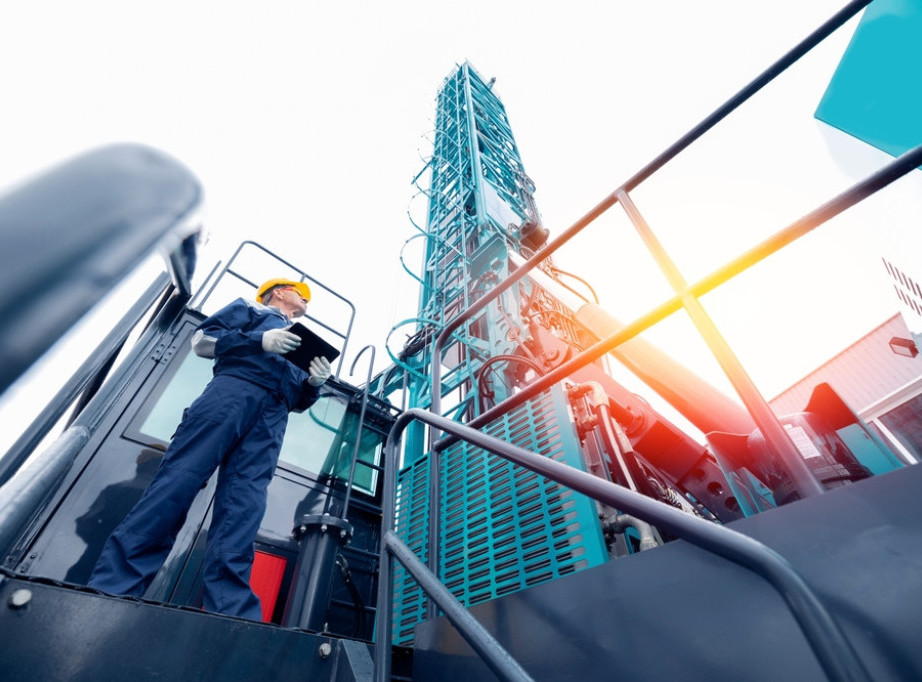 Strane naftne kompanije evakuišu radnike iz Iraka u Kuvajt