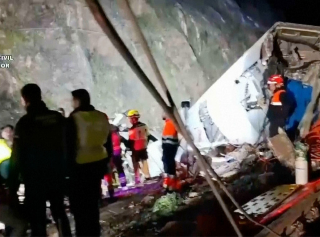 Broj poginulih u železničkoj nesreći u Španiji povećan na najmanje 39