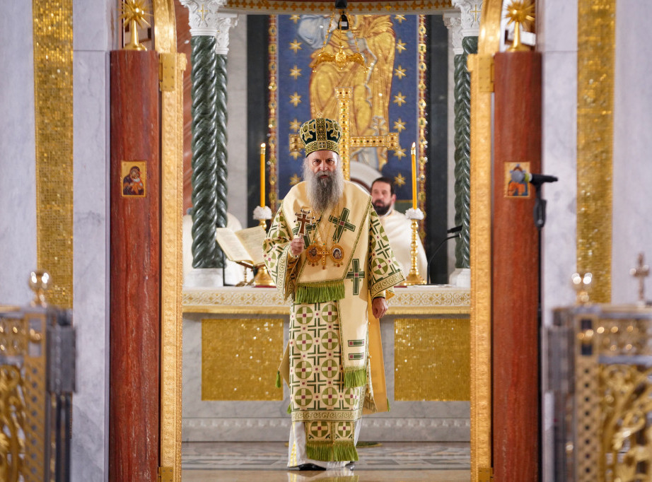 Patrijarh Porfirije služio liturgiju na Bogojavljenje u Hramu Svetog Save: Držimo se reči Božje