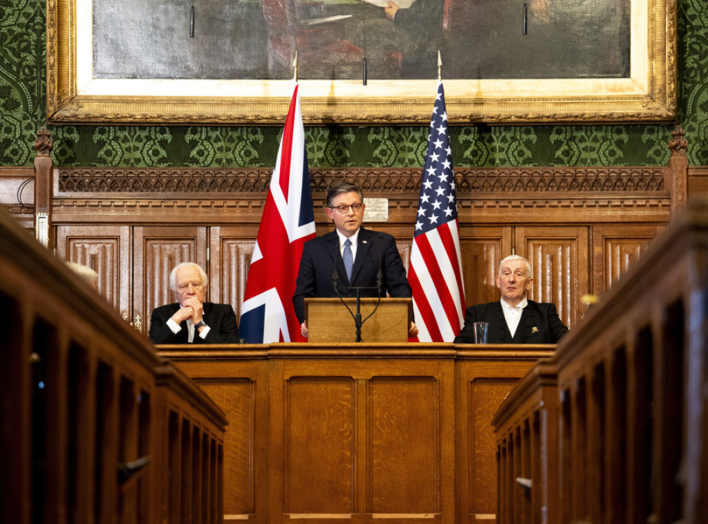 Predsednik Predstavničkog doma SAD: London i Vašington mogu da prevaziđu razlike