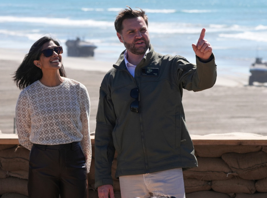 Potpredsednik SAD Džej Di Vens i Uša očekuju četvrto dete