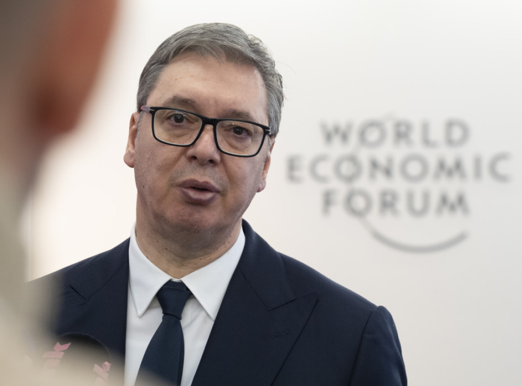 Predsednik Vučić se sastao sa Martom Kos u Davosu