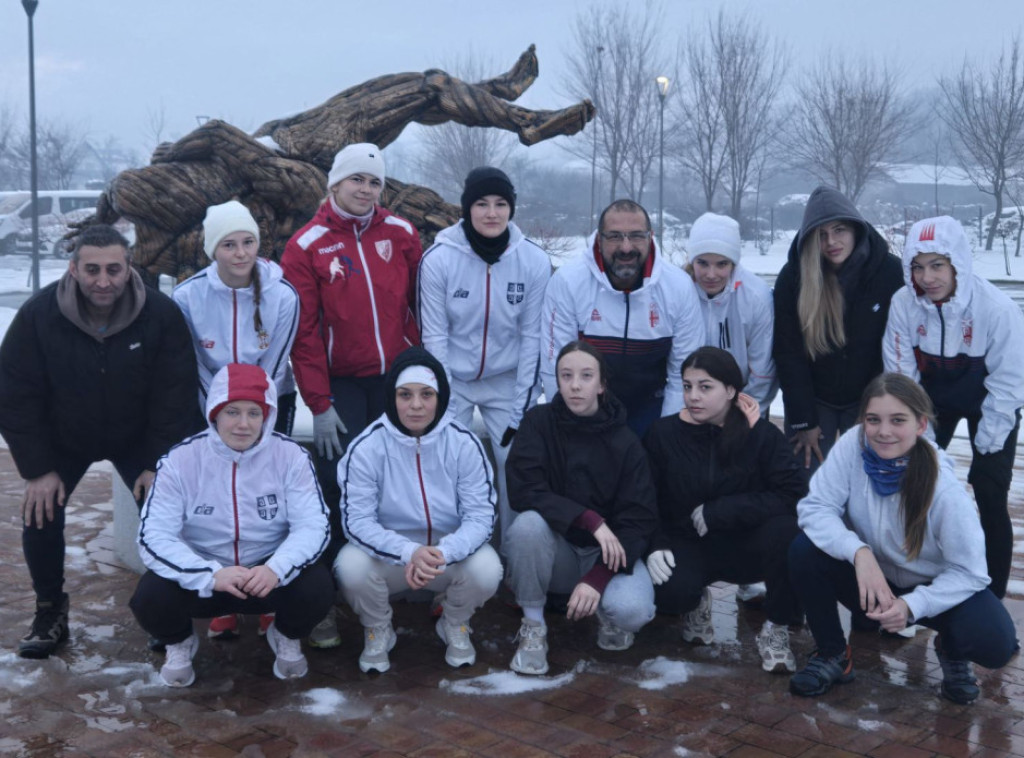 Ženska rvačka reprezentacija Srbije priprema se u Kanjiži za Evropsko prvenstvo za mlađe seniorke