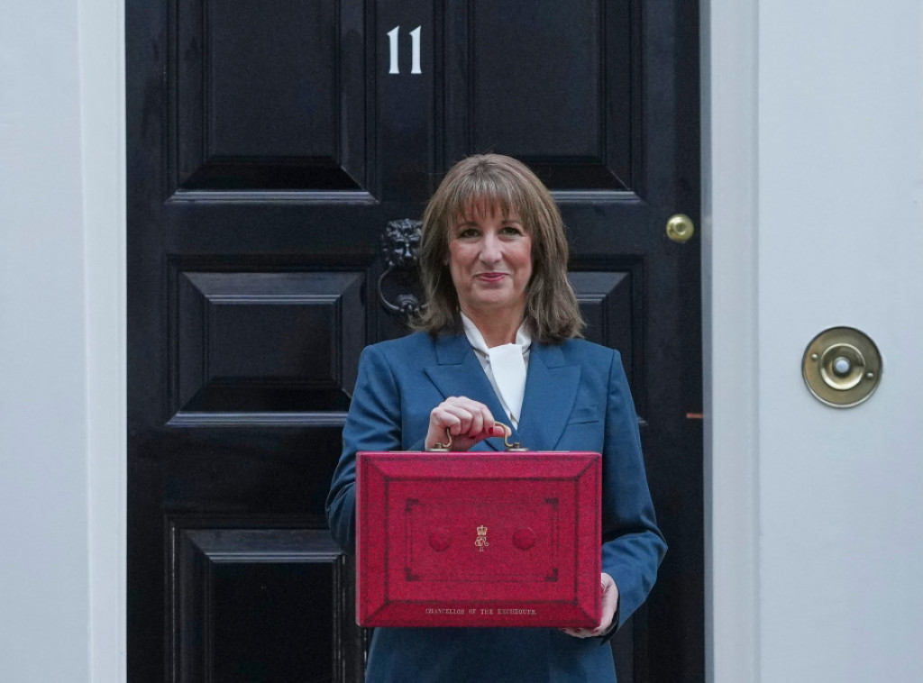 Rivs: Britanija ne isključuje ništa u vezi sa uzvratnim carinama prema SAD