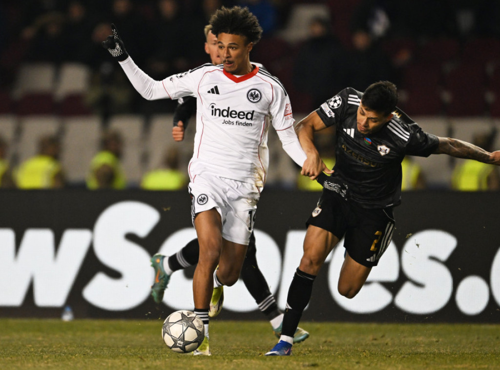 Fudbaleri Karabaga preokretom pobedili Ajntraht iz Frankfurta golom u 90+4. minutu