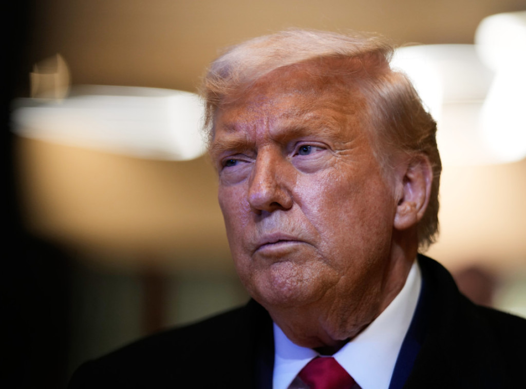 Tramp: Sporazum o Grenlandu uključuje "Zlatnu kupolu" i prava na minerale