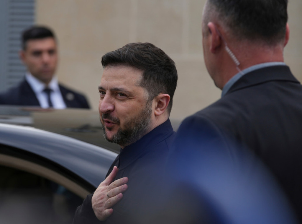 Kijev: Zelenski krenuo u Davos da se sastane sa Trampom