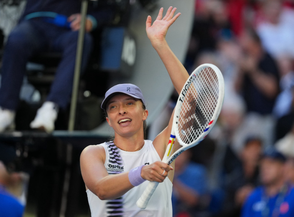 Švjontek pobedila Bouzkovu za plasman u treće kolo Australijan opena