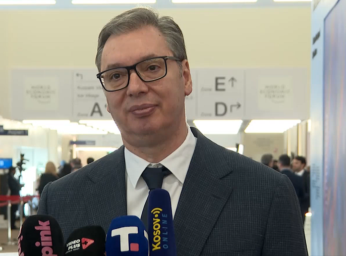 Vučić: Srbiju smo na dostojan i dostojanstven način predstavili u Davosu